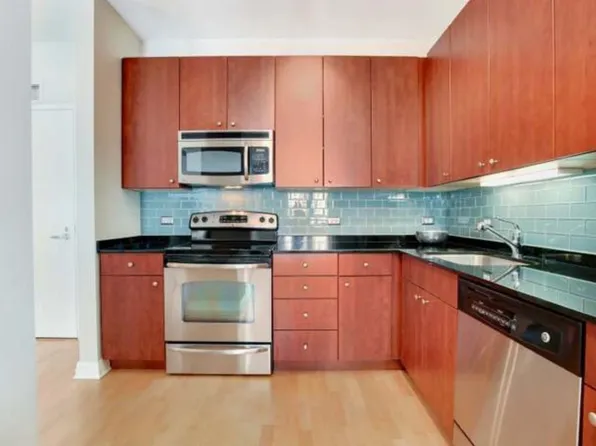 565 W Quincy St Unit 1506, Chicago, IL 60661