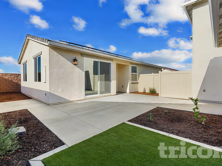 629 W Citron St #2 — Photo 16