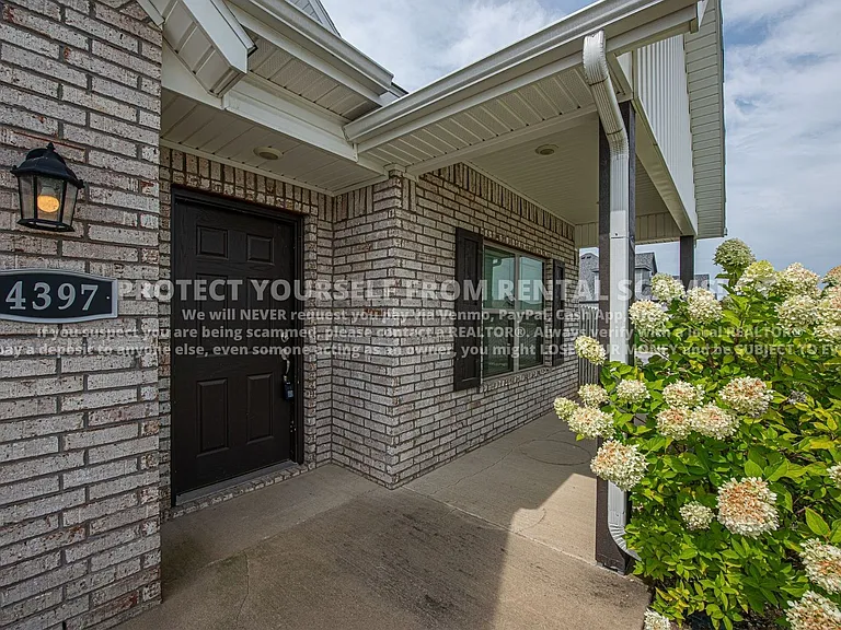 4397 W Newton Ave — Photo 2