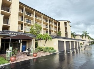 4703 SE 17th Pl APT 402, Cape Coral, FL 33904