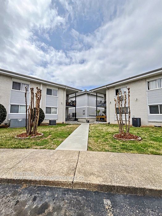 1st image of 613 Hillsboro Rd APT B27