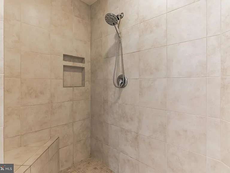 2531 Standifer Pl — Photo 34