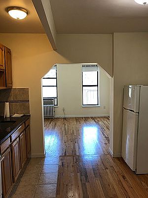 1st image of 160 Allen St APT 16
