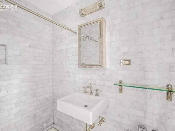 240 East 79th Street image 12 of 16