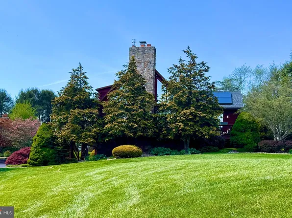 254 Stuart Rd, Carlisle, PA 17015
