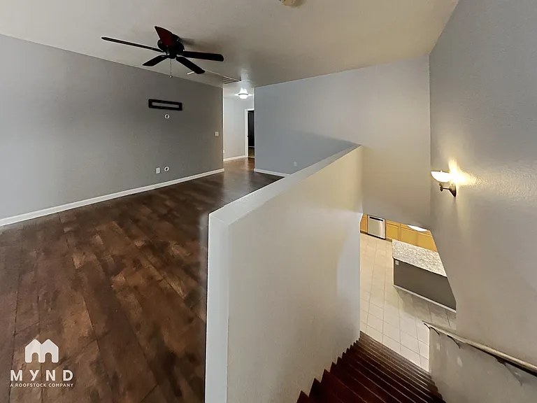 2157 S Luther — Photo 12