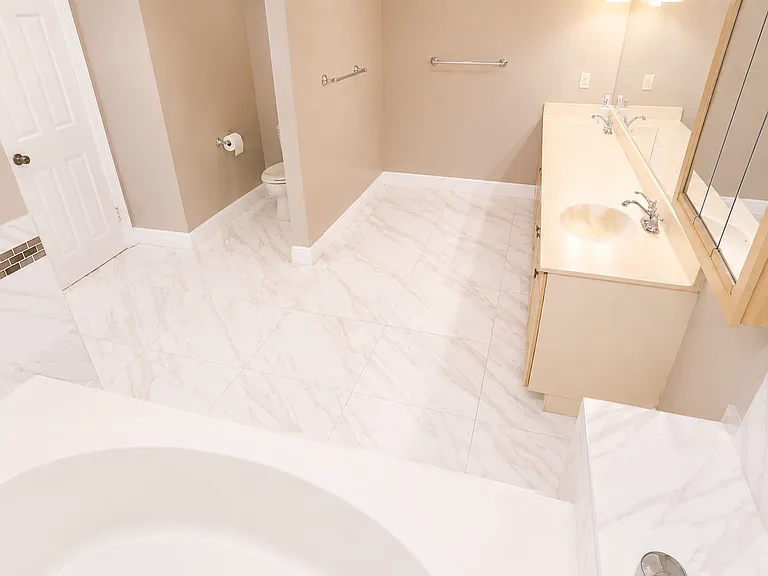NW 78th Pl — Photo 9