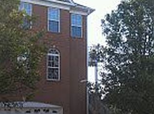 43894 Sandburg Sq, Ashburn, VA 20147
