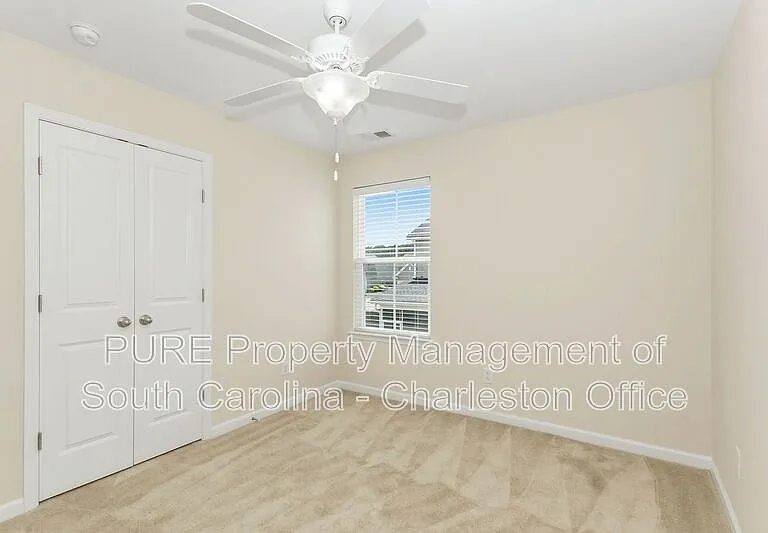 481 Gianna Ln — Photo 15