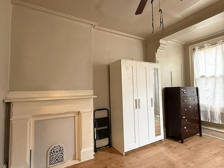 3258 N Park Ave #2F — Photo 3
