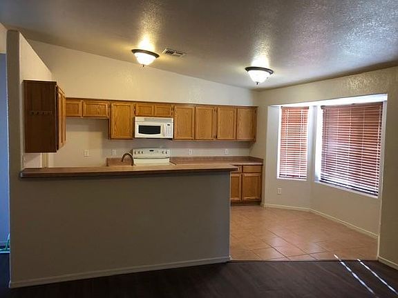 2nd image of 6046 E 43rd Pl