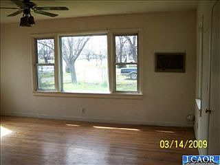 3rd image of 3980 Clark Dr