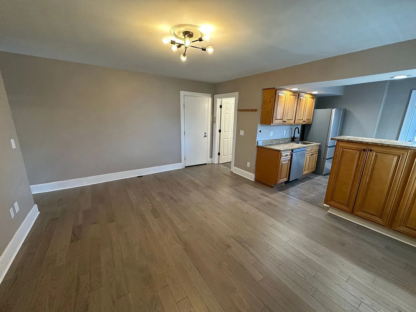 Summit St 1722 GW2 — Photo 4