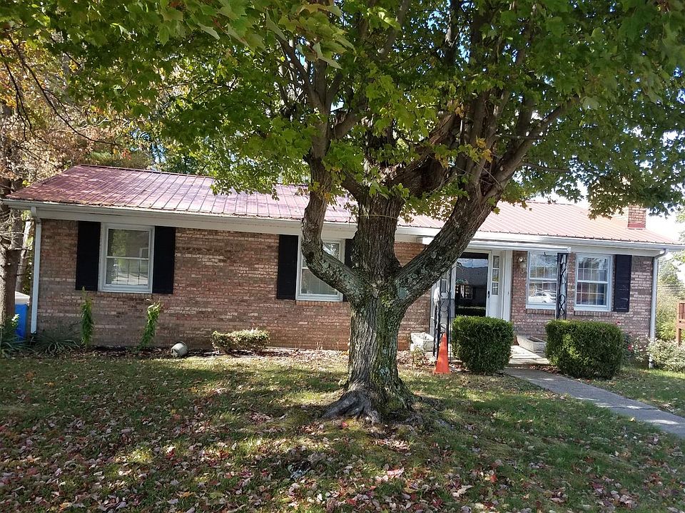 1st image of 107 N Porter Dr