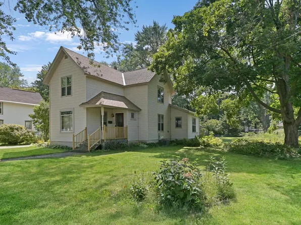 122 East Grant STREET, Lake Mills, WI 53551