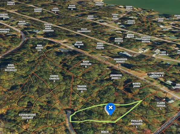 8 Haulover Dr, Montross, VA 22520