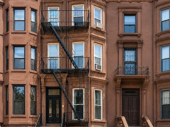 9 Spencer Pl #4, Brooklyn, NY 11216