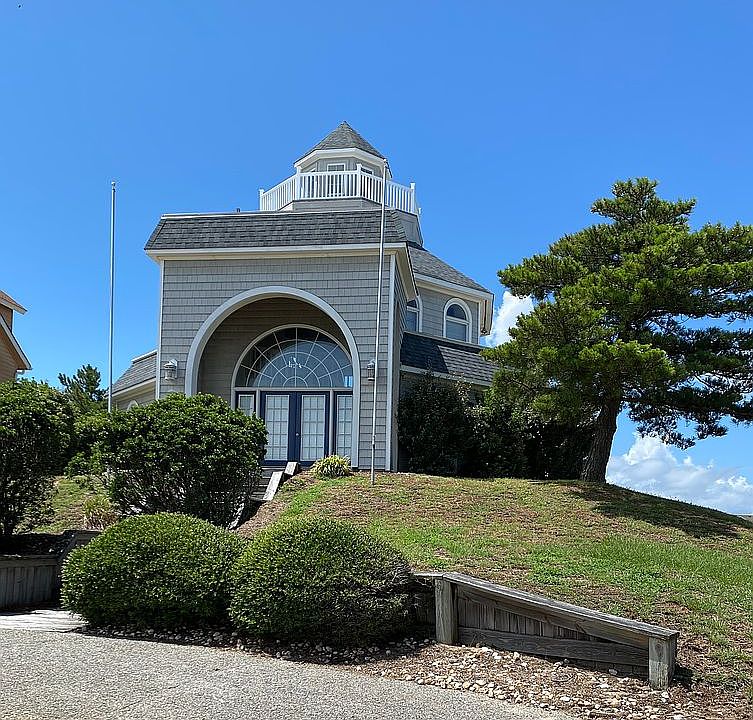Not your Cookie Cutter House