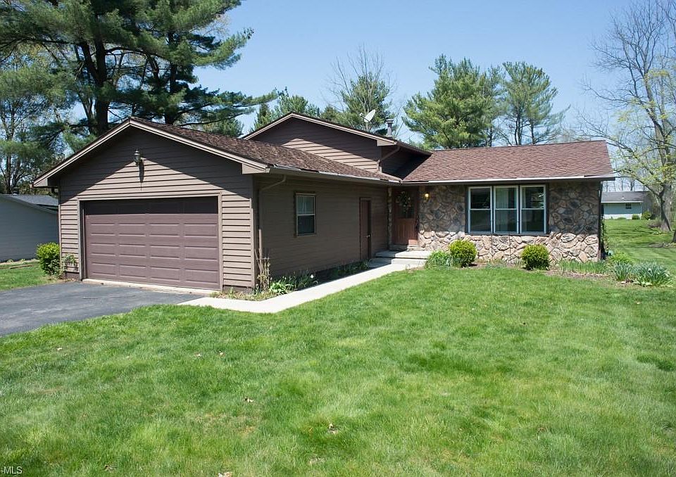 1st image of 1613 Linwood Dr