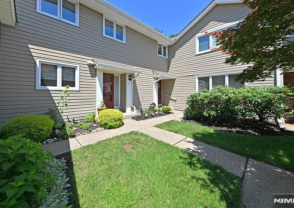 1st image of 60 Sunset Court