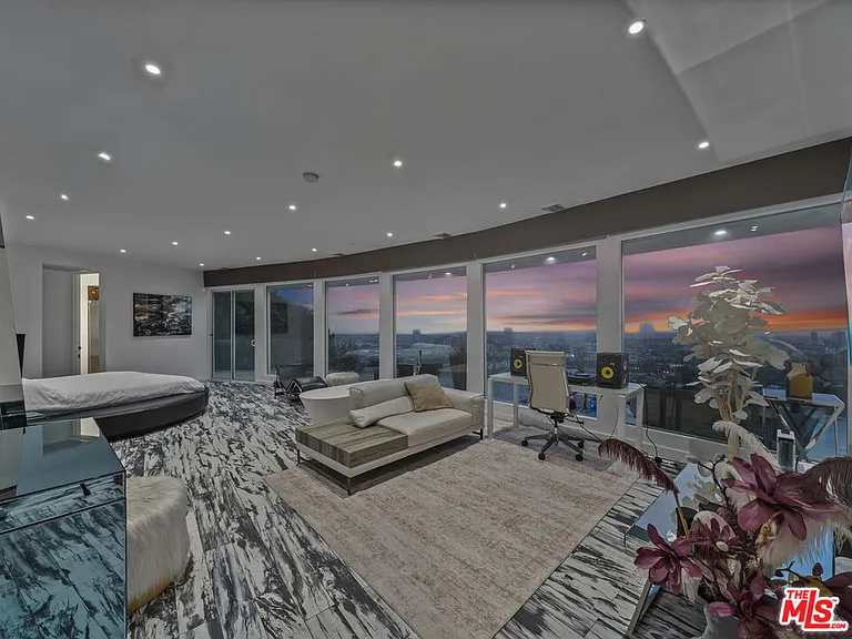 8460 Cole Crest Dr — Photo 51