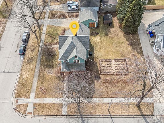 4th image of 913 W 5th St