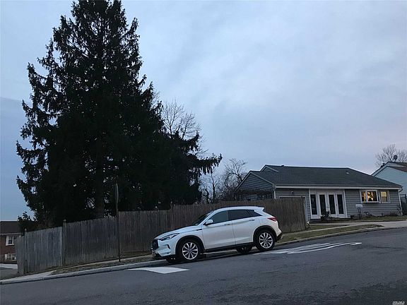 2nd image of 7018 266th St