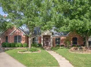 8428 Havenwood Dr, North Richland Hills, TX 76182