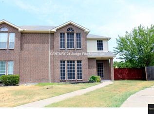 550 Monarch Dr, Lancaster, TX 75146