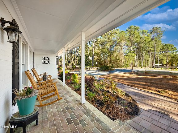 4th image of 62 Richmond Road