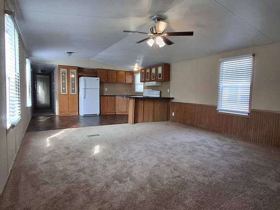 2nd image of 935 Harolds Rd