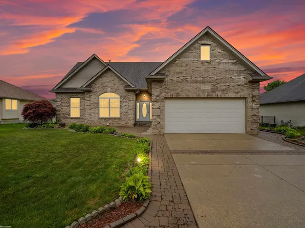 34649 Pine Valley, Richmond, MI 48062