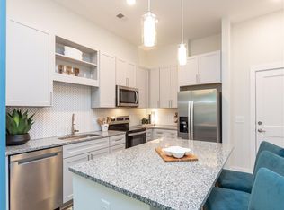 305 Oberlin Rd #113, Raleigh, NC 27605