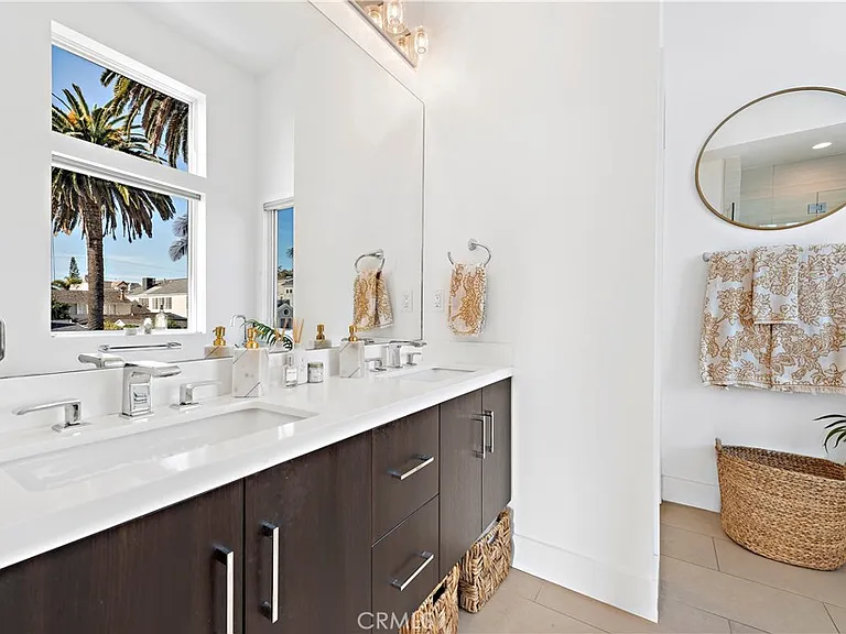 415 Marguerite Ave — Photo 37