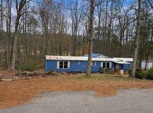 1517 Park Ridge Dr, Seneca, SC 29672