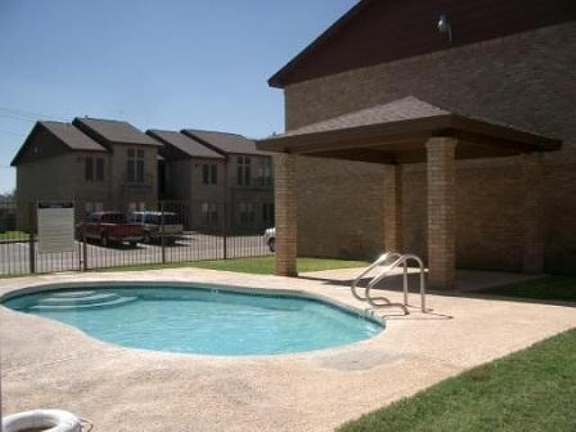 2nd image of 9802 Cantera Ct Unit 902