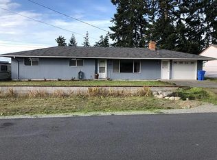 1384 NE 4th Ave, Oak Harbor, WA 98277