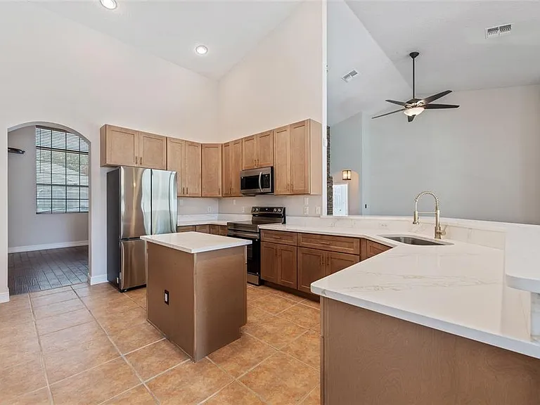 3336 Herringridge Dr — Photo 6