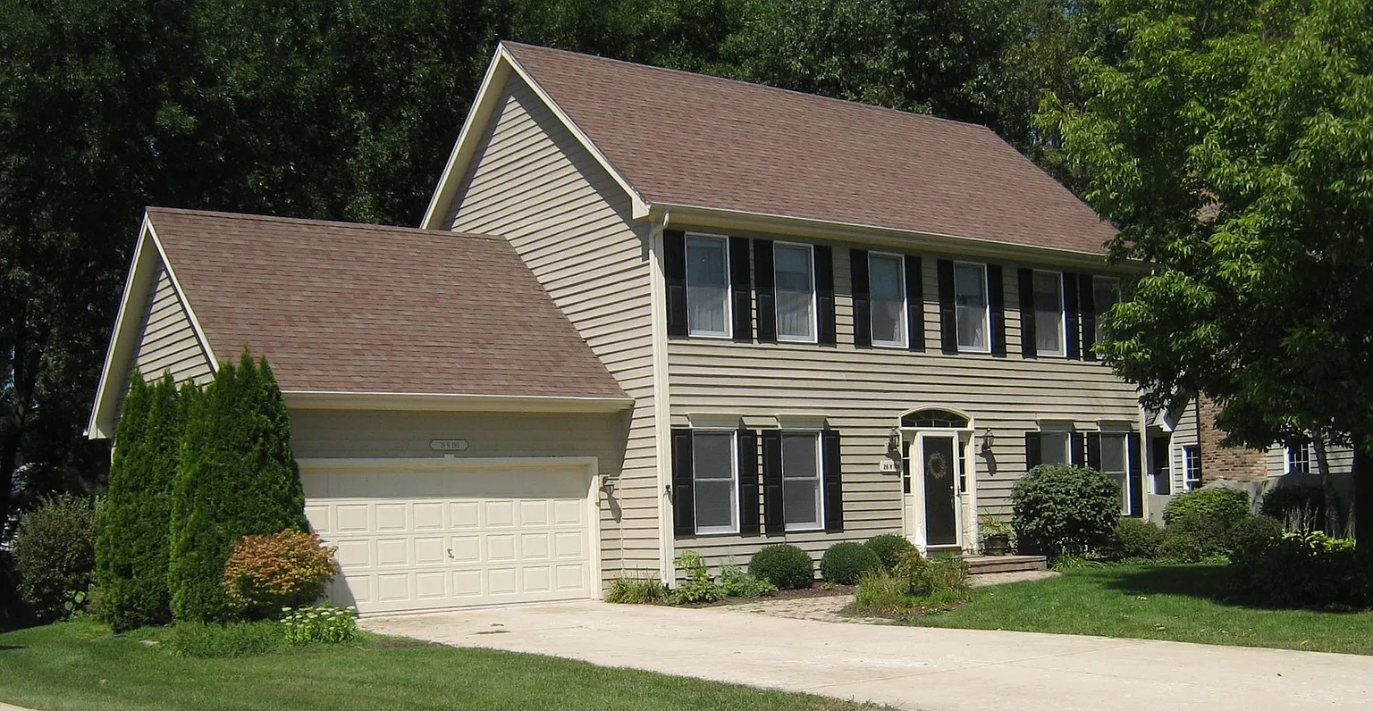 26W180 Arrow Glen Ct photo 1