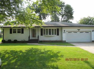 1204 14th St, Orion, IL 61273