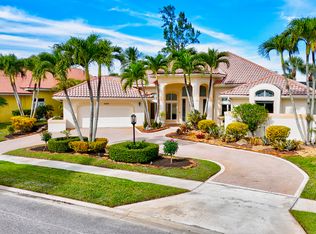 10514 Stonebridge Blvd, Boca Raton, FL 33498