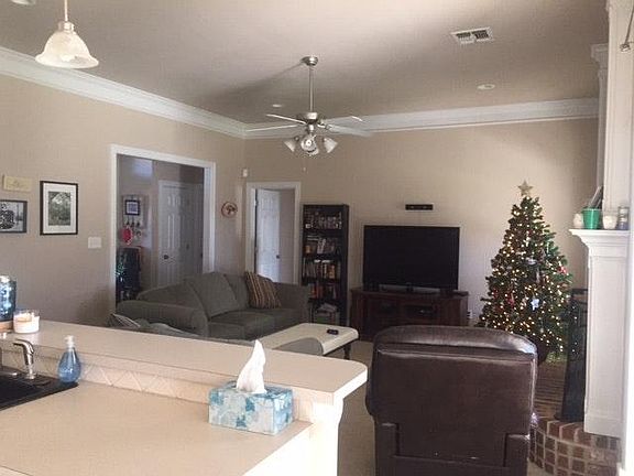 3rd image of 6010 Whitney Dr