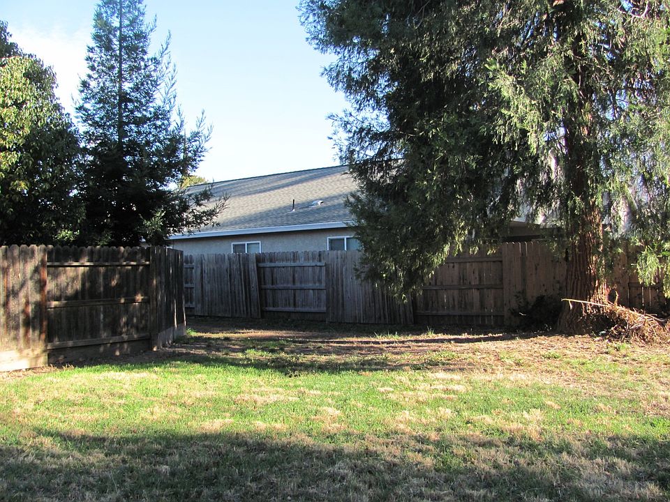 1st image of 1417 N Cherry St #1