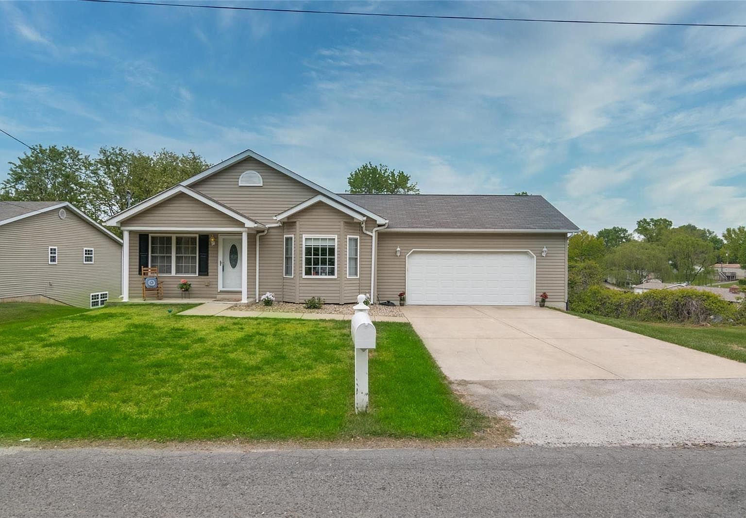 214 W Juda Ave, Collinsville, IL 62234 Zillow