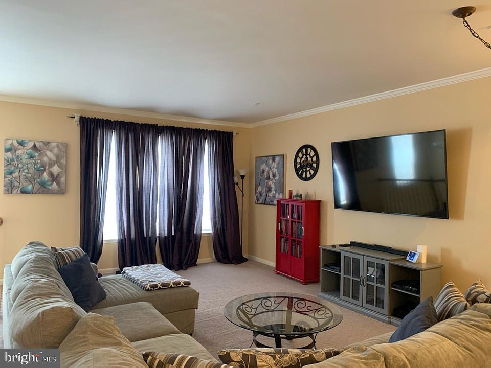 1st image of 2904 Piscataway Run Dr