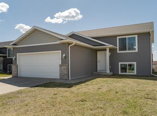 3754 McIntosh Dr NW, Rochester, MN 55901