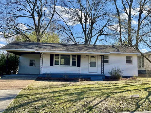 1304 12th St SE, Cullman, AL 35055