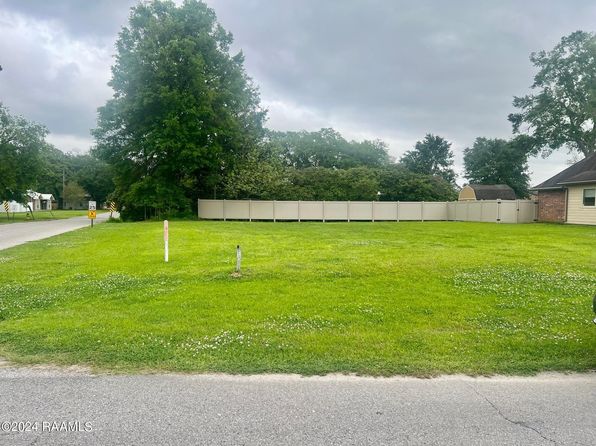 801 Flambant Dr, Broussard, LA 70518
