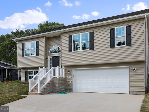 723 W 15th St, Front Royal, VA 22630