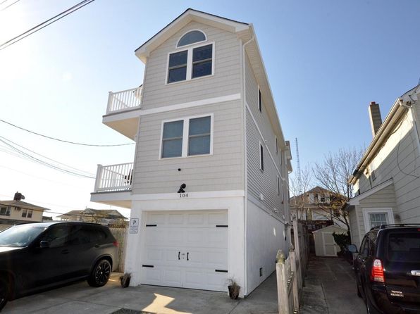 104 N Dudley Ave FLOOR 2
